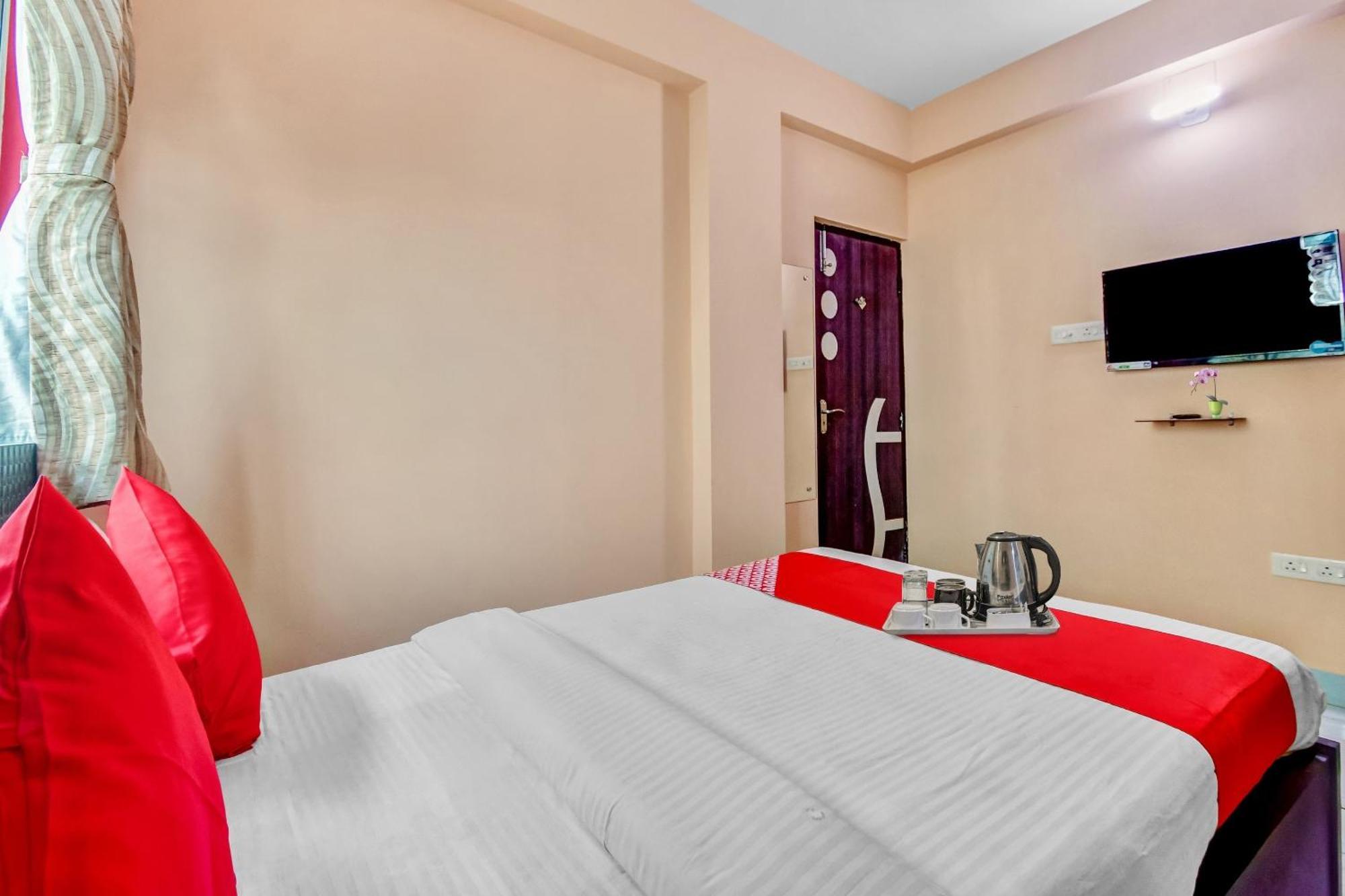 Hotel O Prasad Kolkata